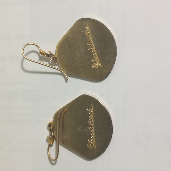 Laurel Burch Hibiscus Enamel Earrings - Picture 3 of 4